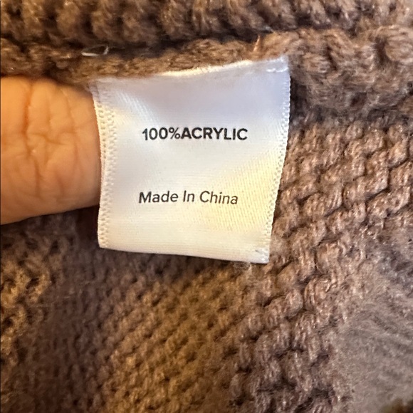 Evereve Taupe Turtleneck Sweater - Picture 4 of 4